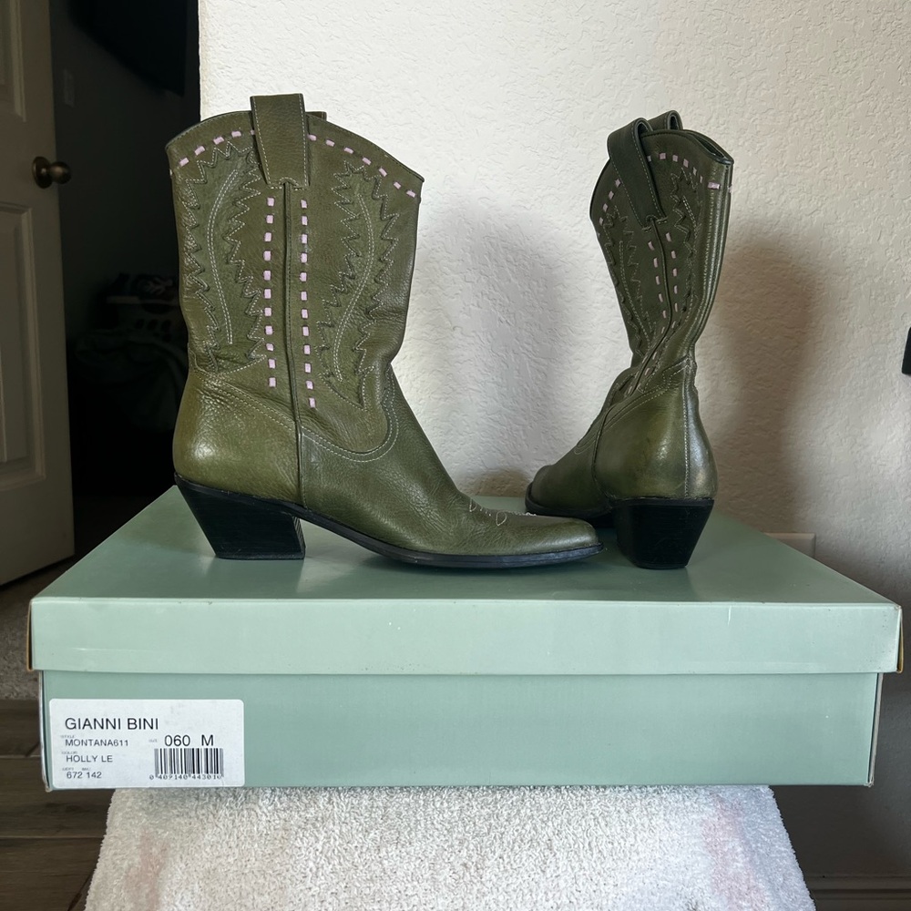 Gianni Bini Women's Western Olive Heeled Boots